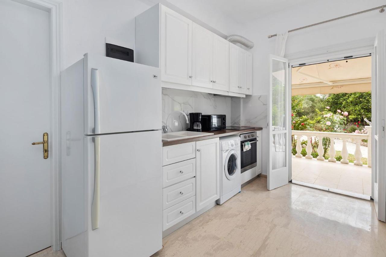 Karia Holiday Home Λευκίμμη Εξωτερικό φωτογραφία