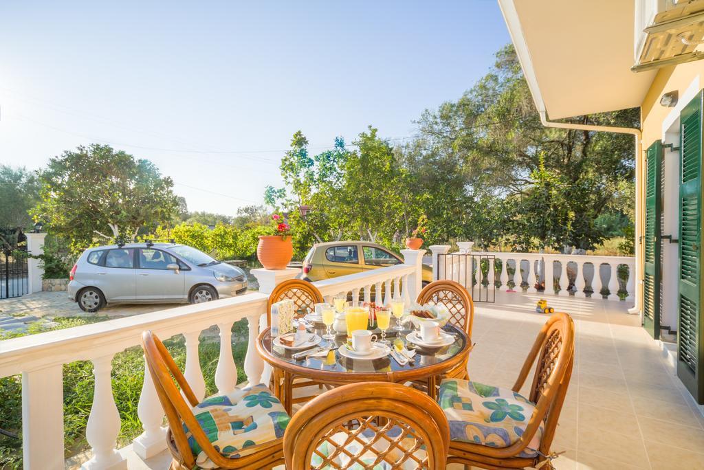 Karia Holiday Home Λευκίμμη Εξωτερικό φωτογραφία