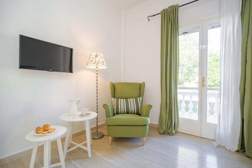 Karia Holiday Home Λευκίμμη Εξωτερικό φωτογραφία