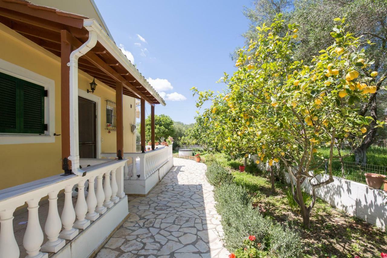 Karia Holiday Home Λευκίμμη Εξωτερικό φωτογραφία