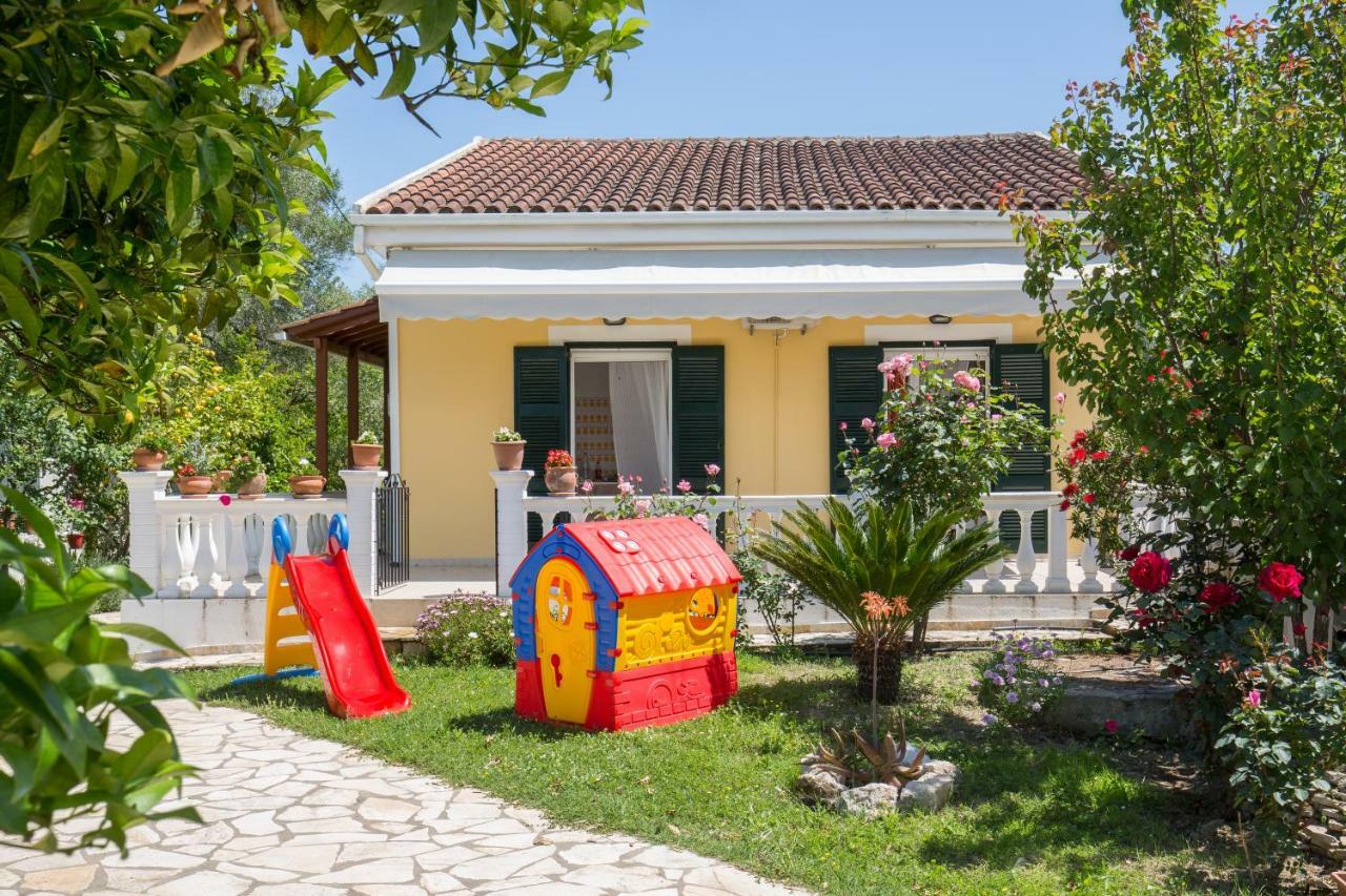 Karia Holiday Home Λευκίμμη Εξωτερικό φωτογραφία